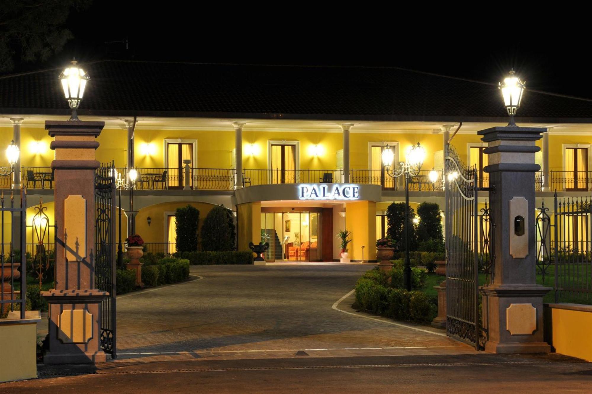 Hotel Lido - Beach And Palace Μπολσένα Εξωτερικό φωτογραφία